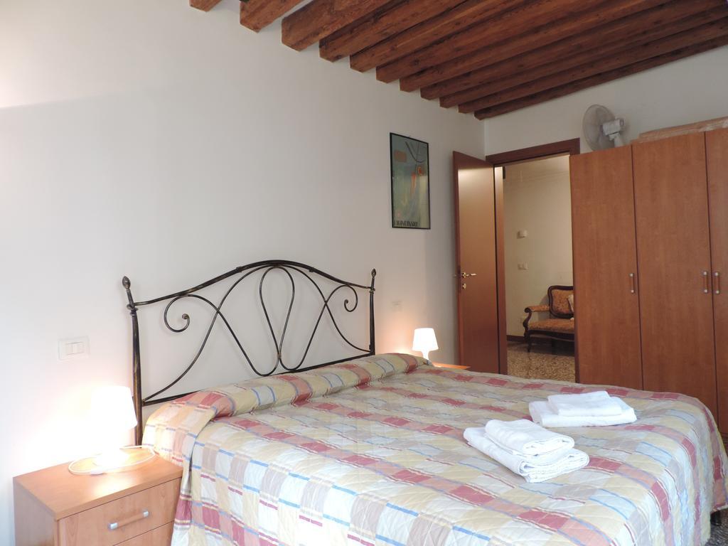 Apartamento San Bortolomio Near Suso Ice-cream Venecia